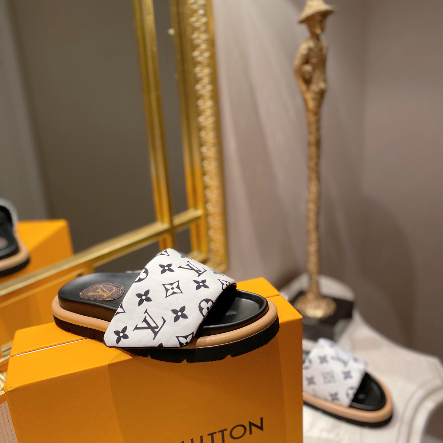 Louis Vuitton Pool Pillow Comfort Mules - FashionPlug