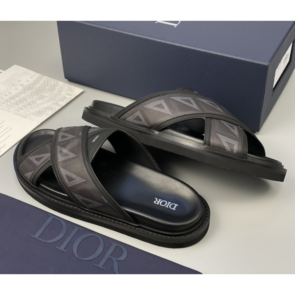 Dior Aqua Male Sandal - FashionPlug
