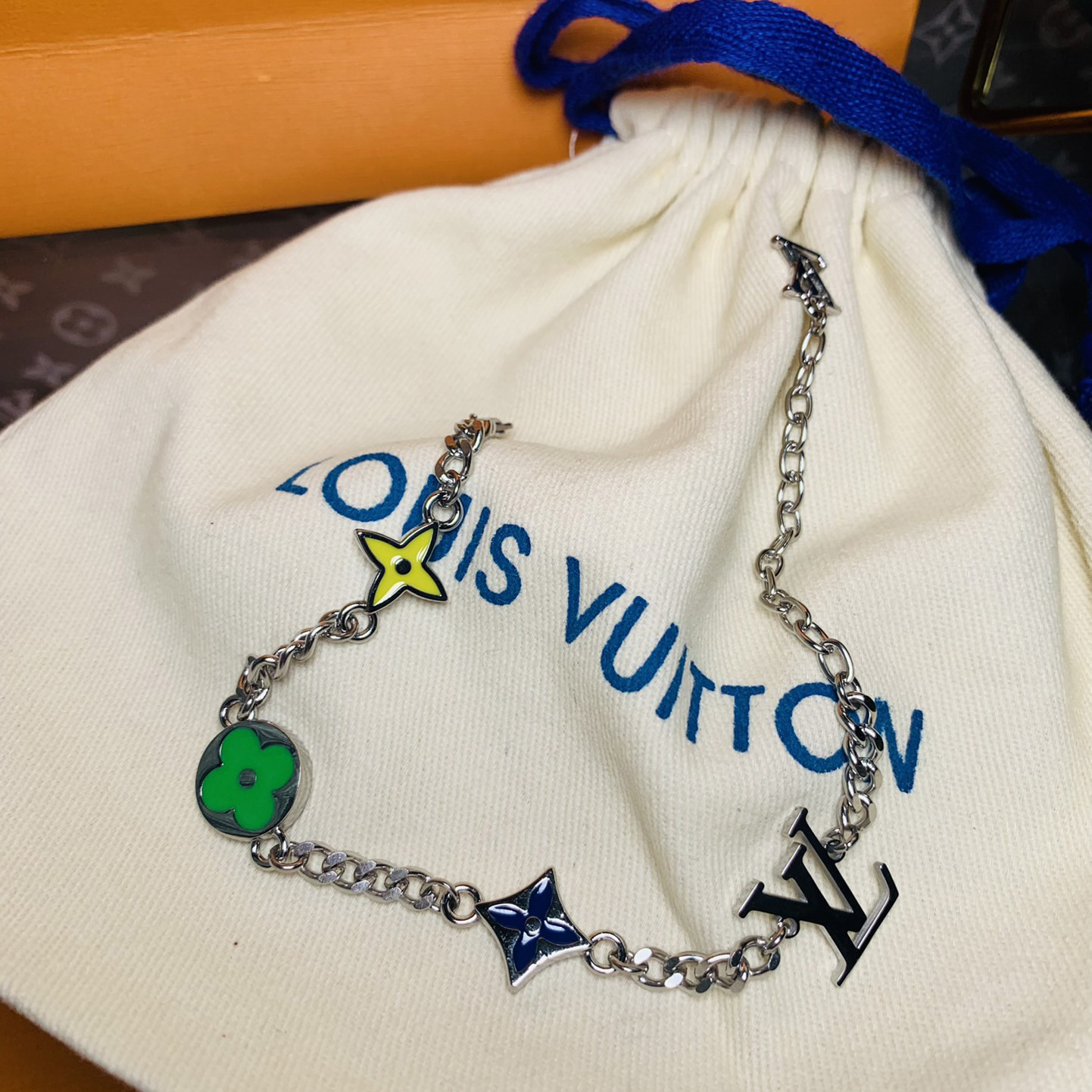 Louis Vuitton LV Sunrise  Bracelet - FashionPlug