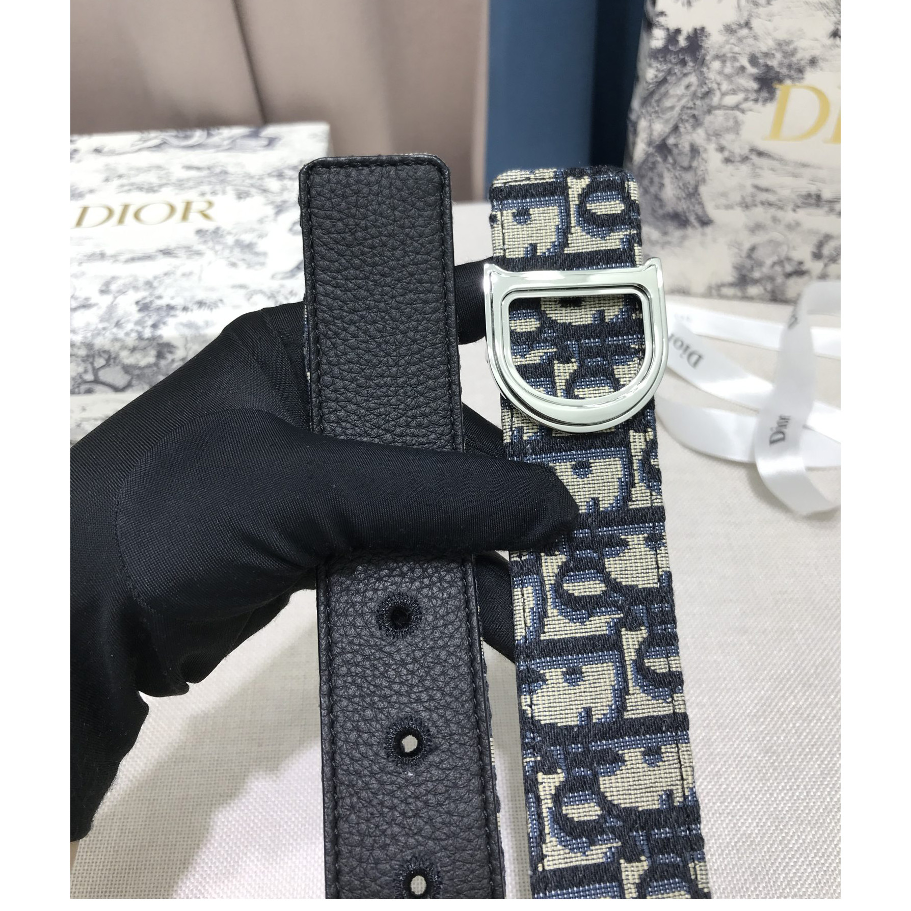 Dior Leather Belt With 'D' Buckle - FashionPlug