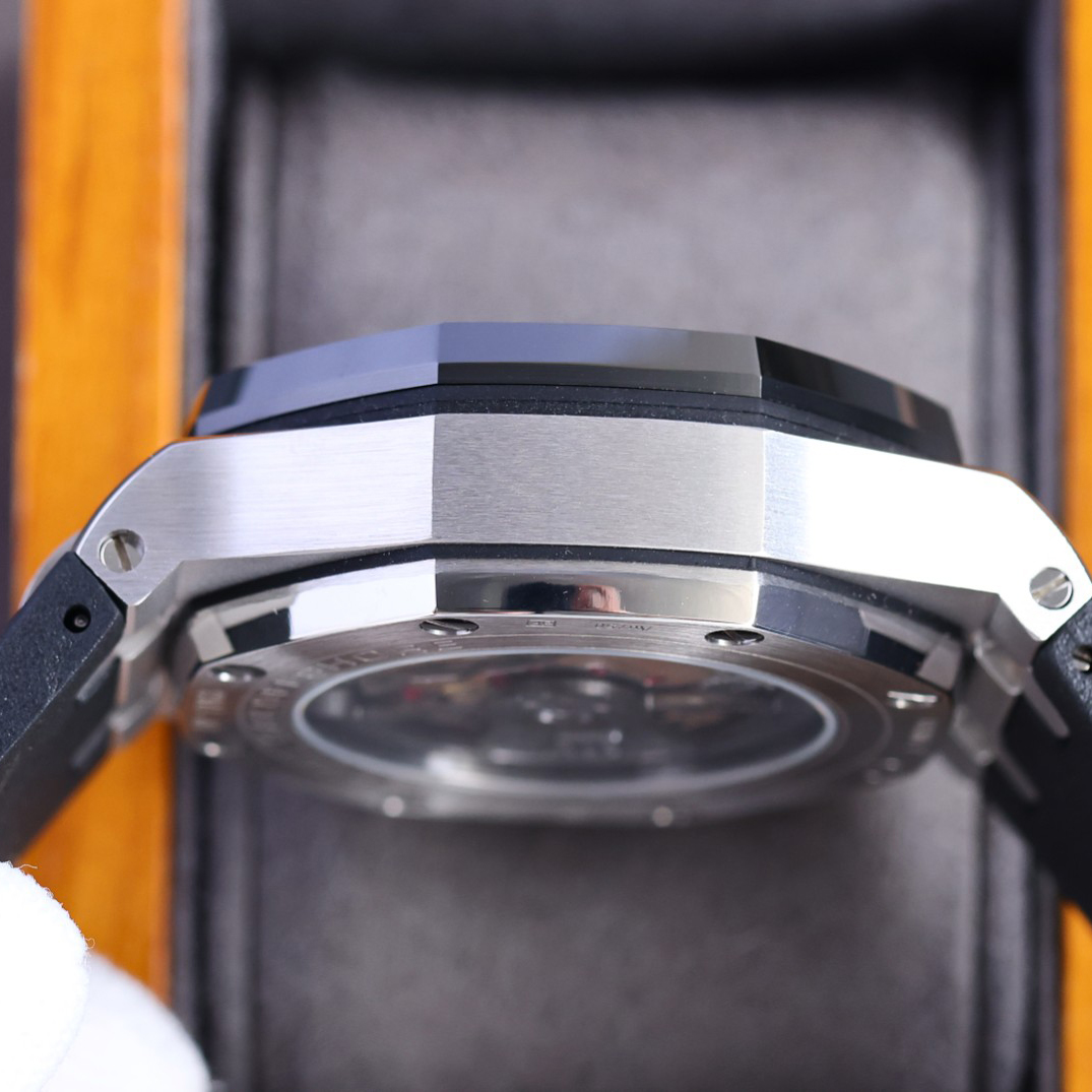 Audemars Piguet  Watch  44mm - FashionPlug