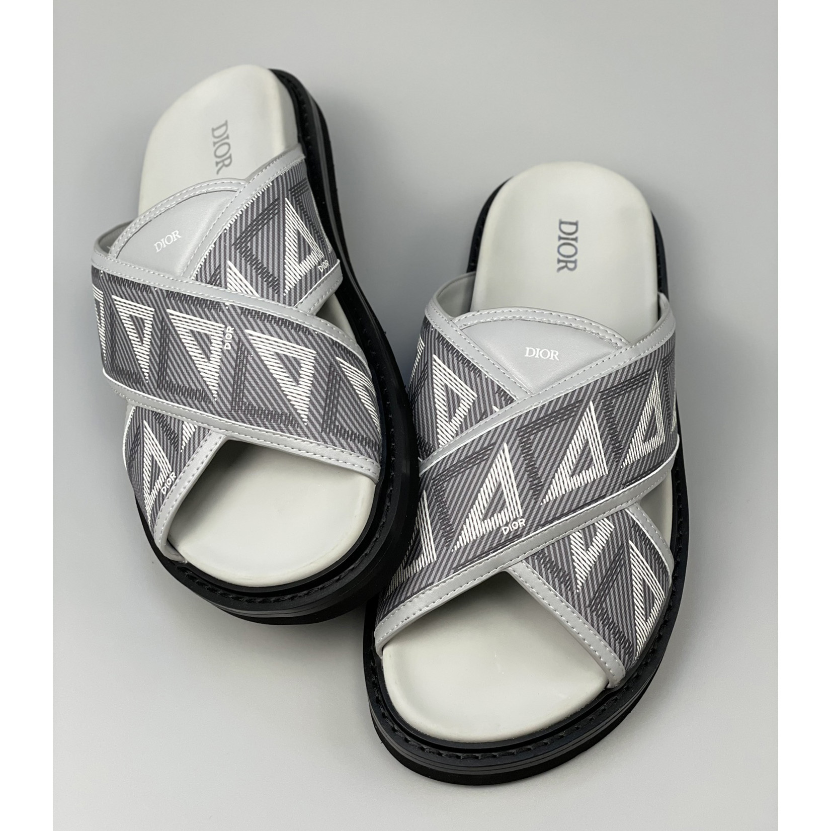 Dior Aqua Male Sandal - FashionPlug