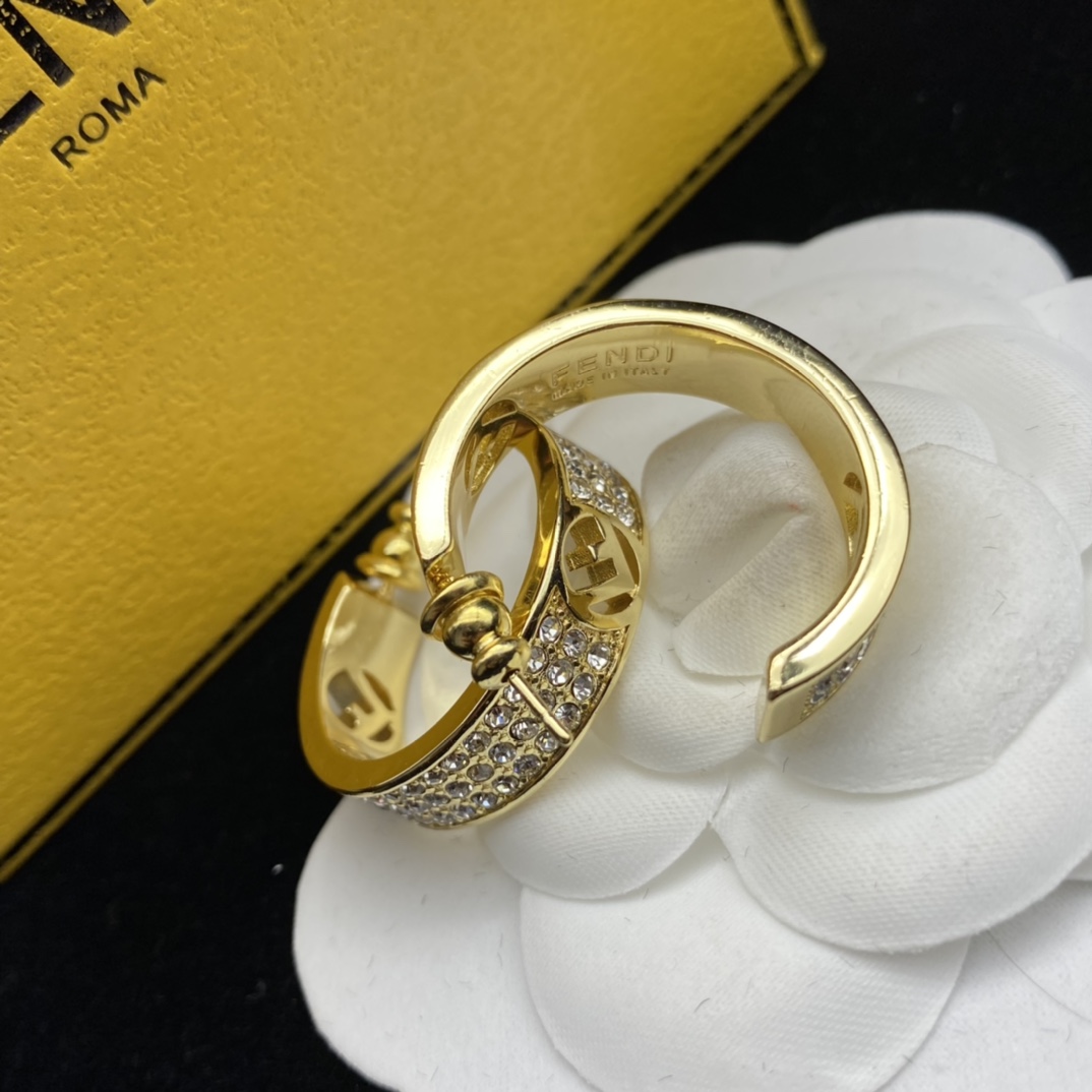 Fendi Earrings - FashionPlug