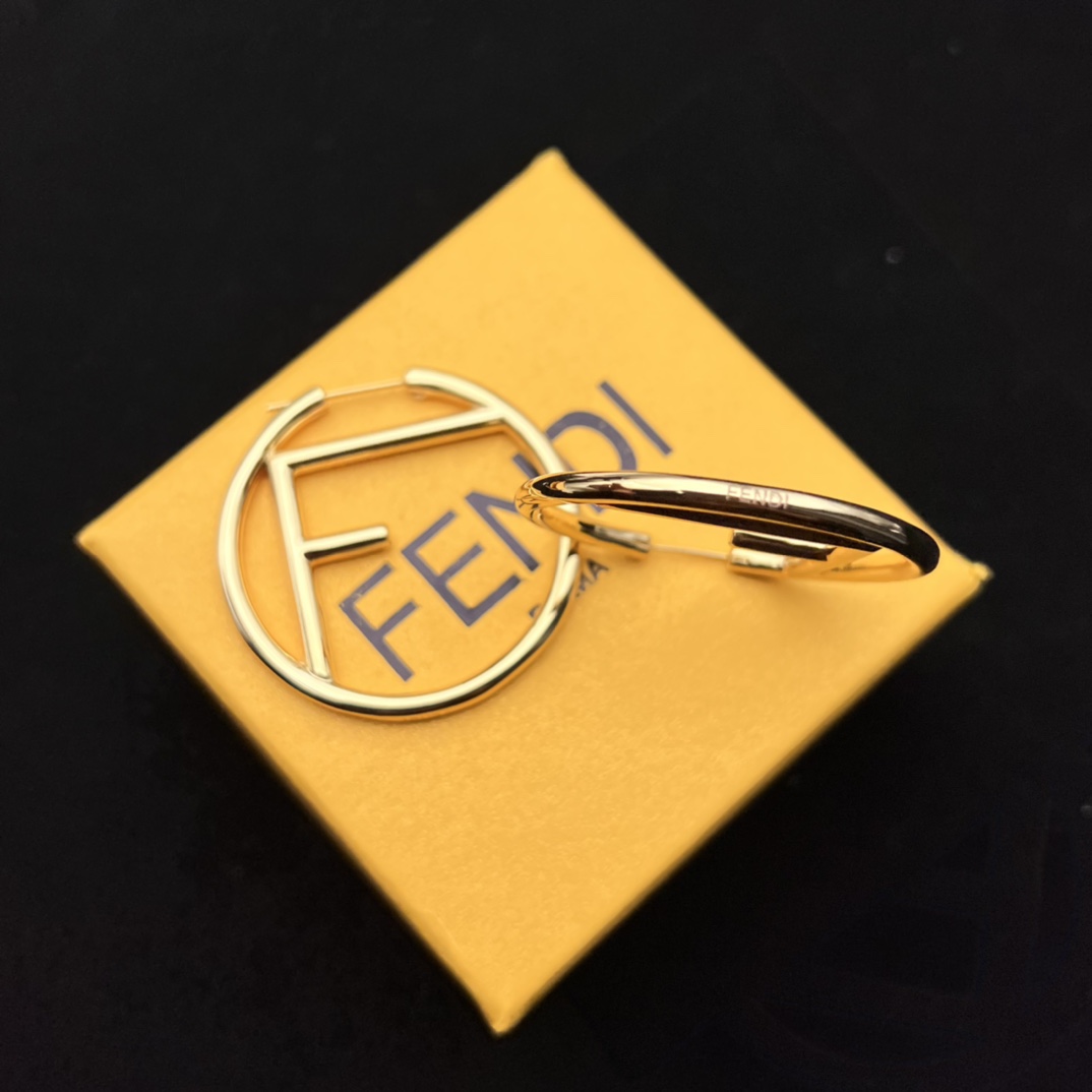 Fendi Earrings - FashionPlug