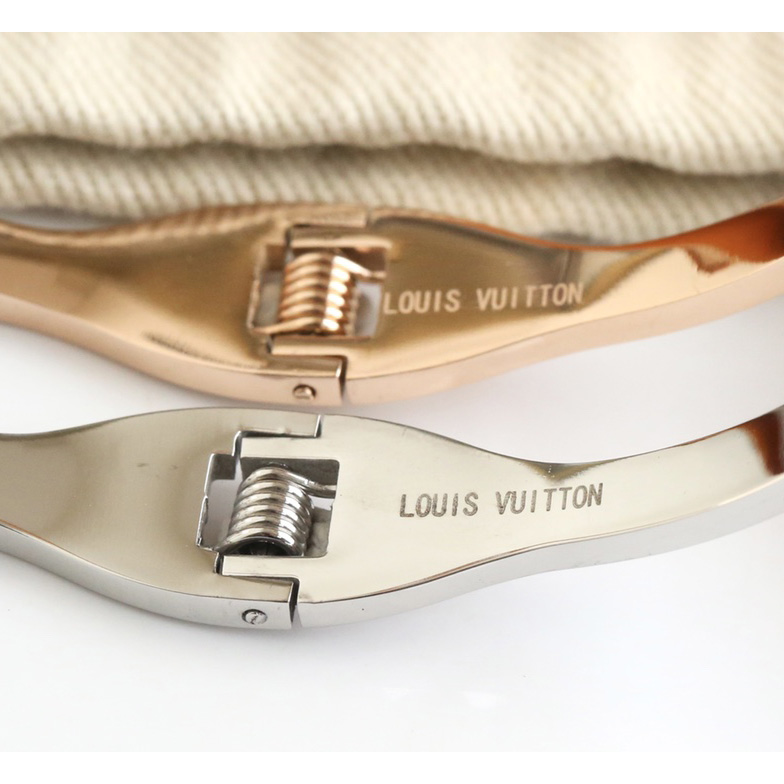 Louis Vuitton Bracelet - FashionPlug