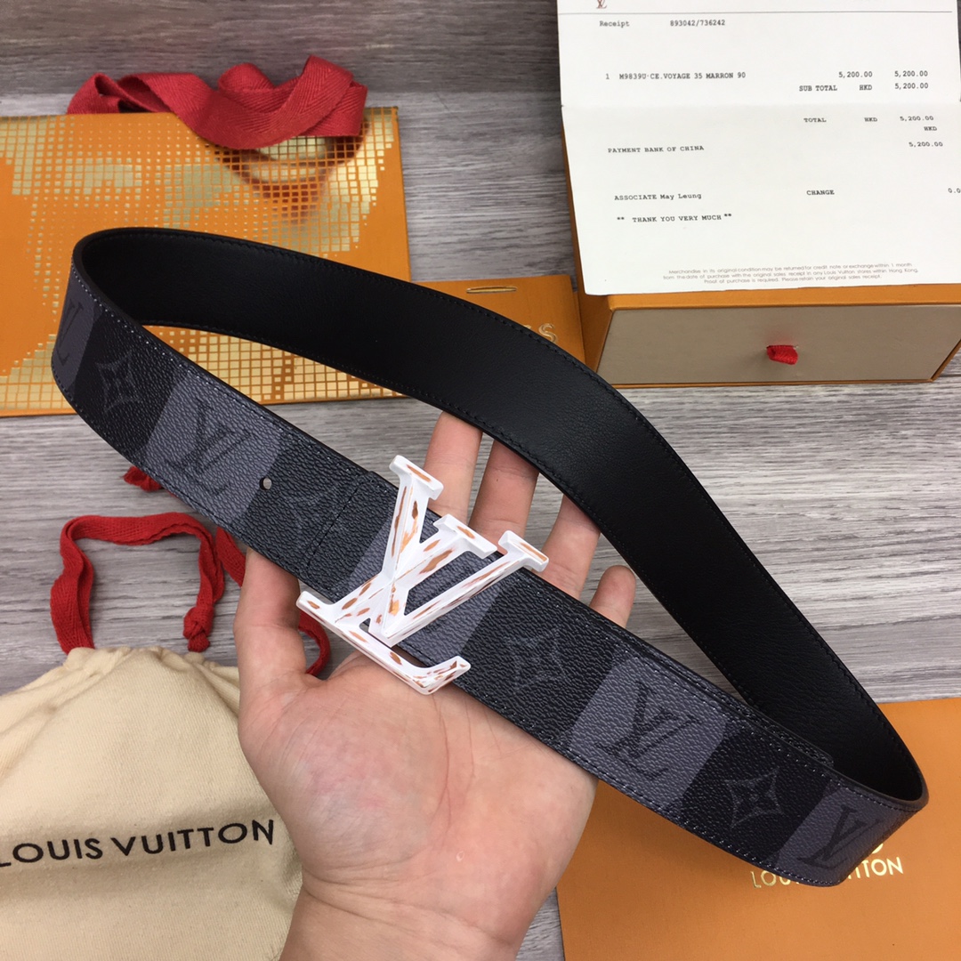 Louis Vuitton Squared LV 40mm Belt - FashionPlug