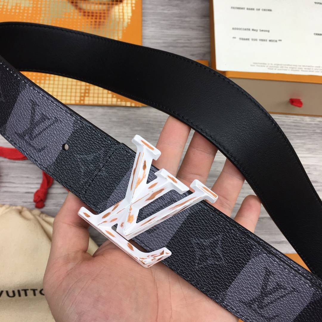Louis Vuitton Squared LV 40mm Belt - FashionPlug