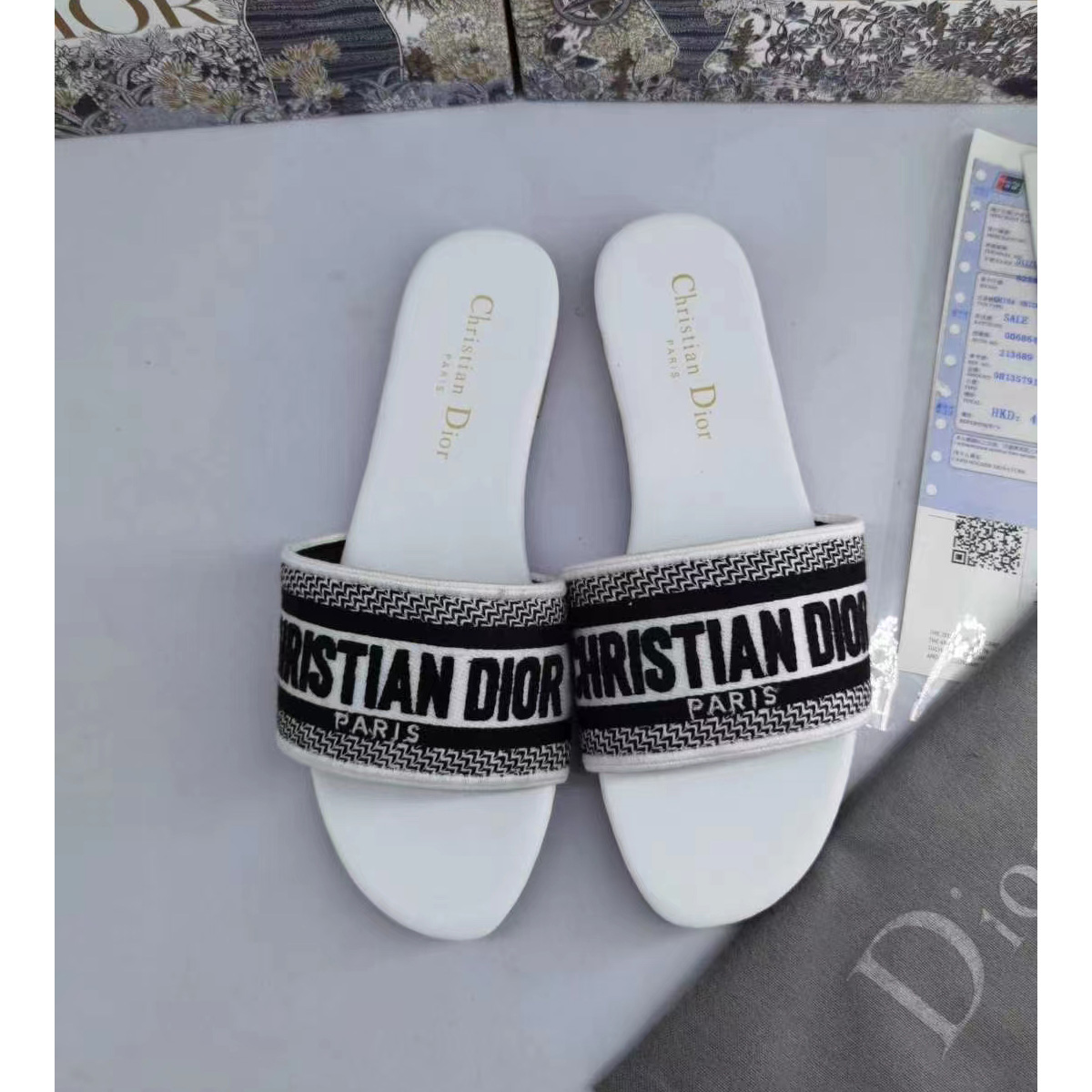 Dior Women Slides - FashionPlug
