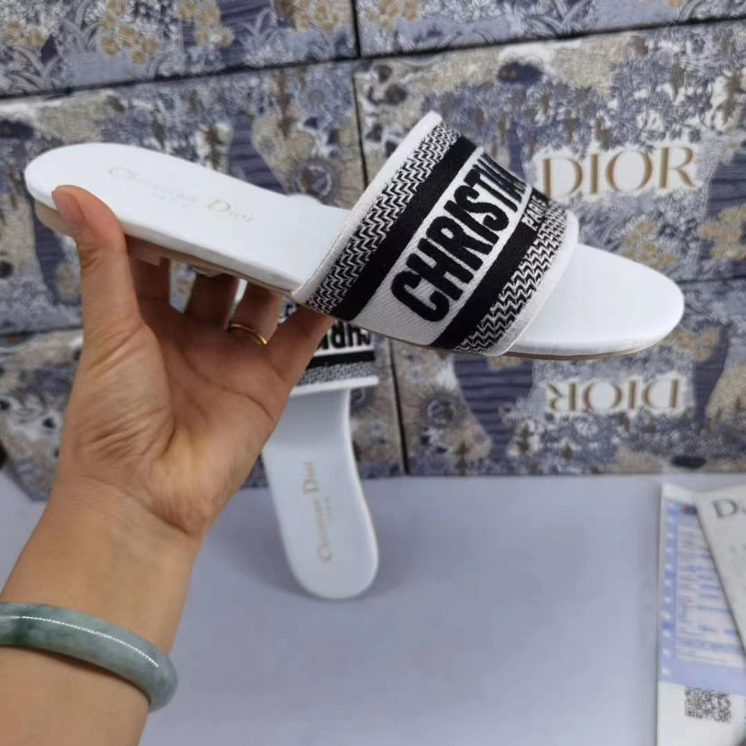 Dior Women Slides - FashionPlug