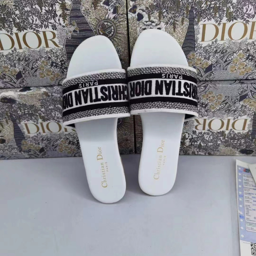 Dior Women Slides - FashionPlug