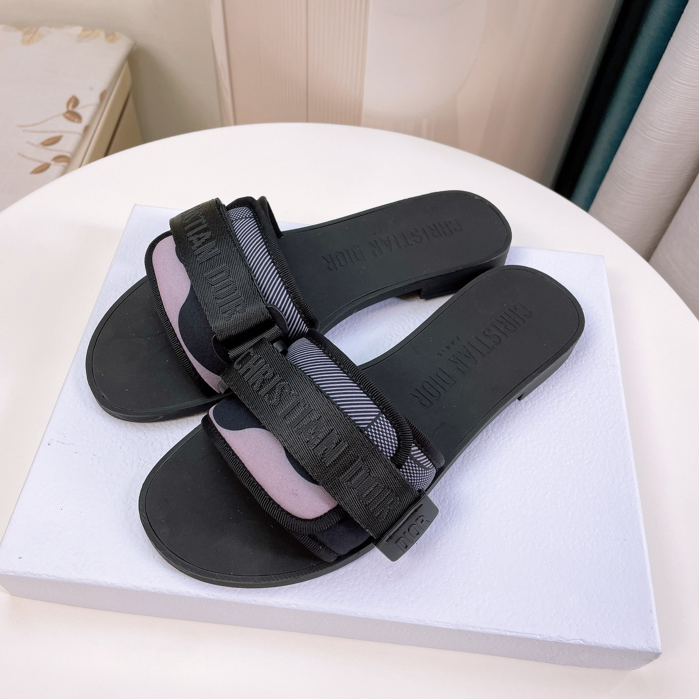 Dior Women Slides - FashionPlug