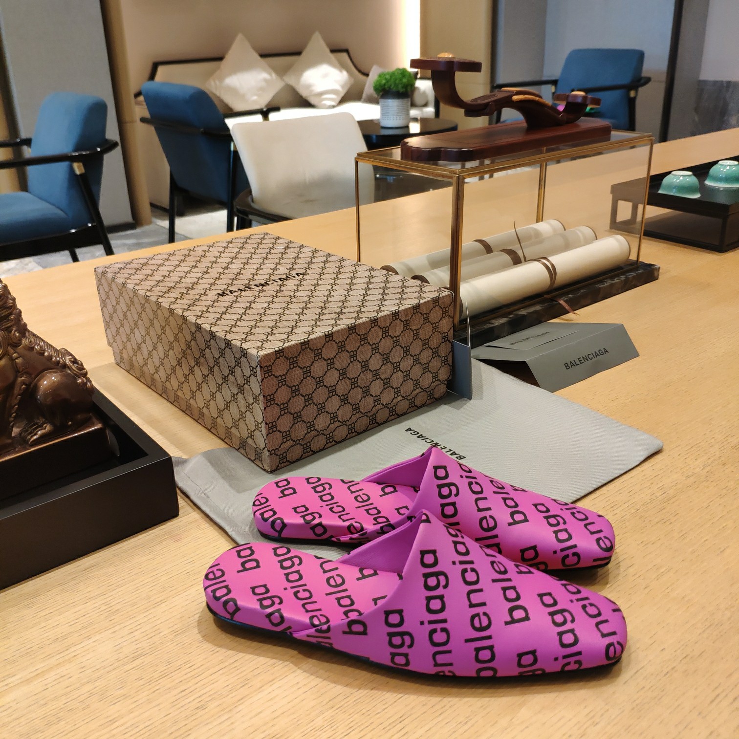 Balenciaga Logo  Leather Backless Loafers - FashionPlug
