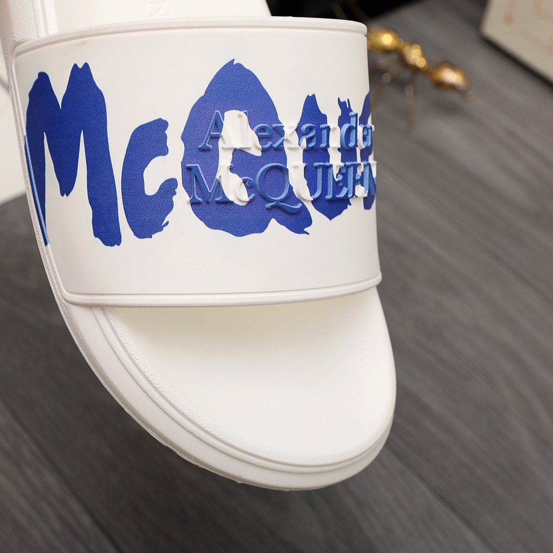 Alexander Mqueen Logo Slipper - FashionPlug