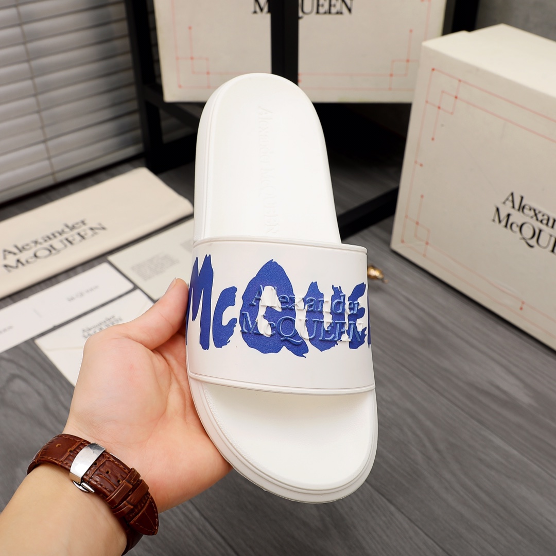 Alexander Mqueen Logo Slipper - FashionPlug