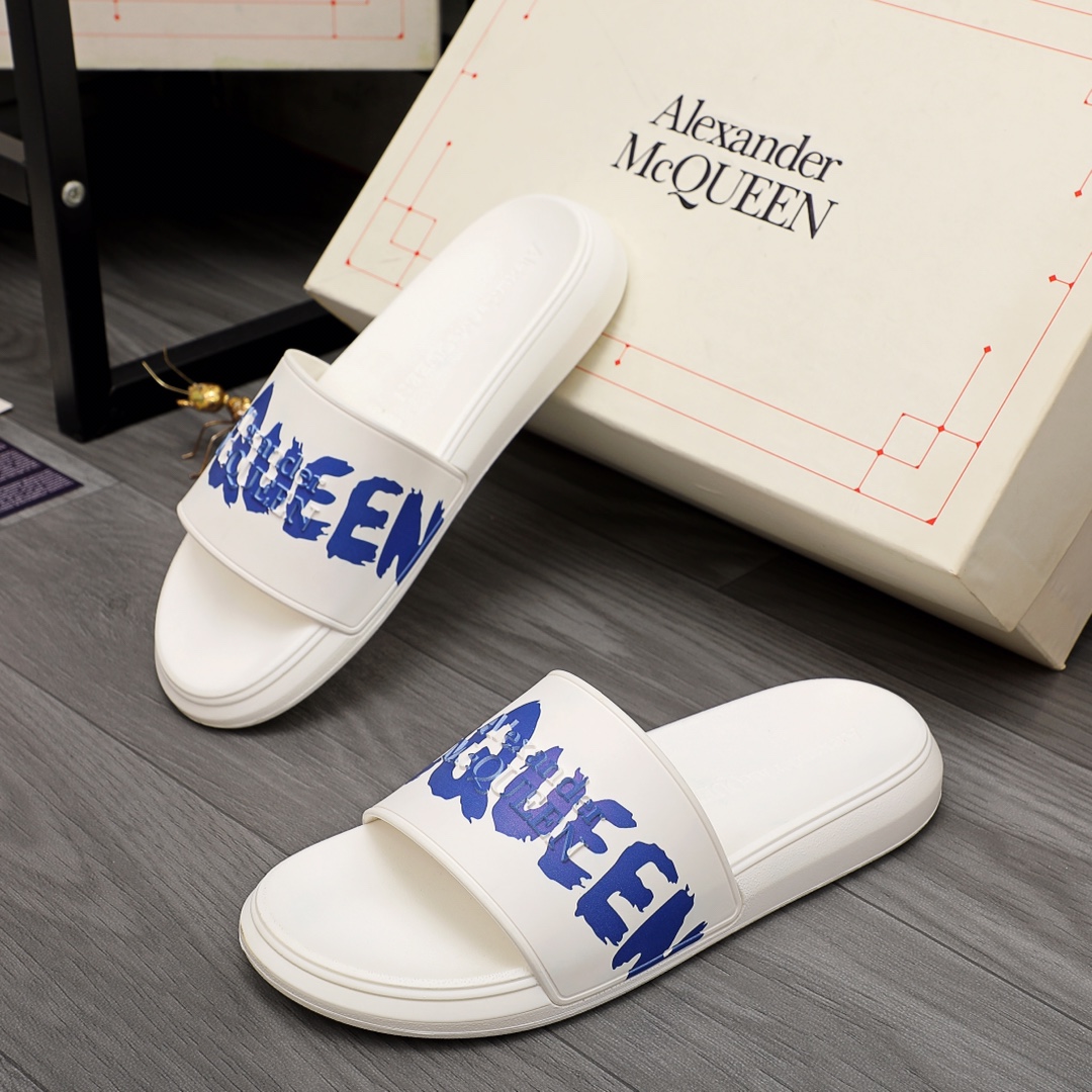 Alexander Mqueen Logo Slipper - FashionPlug