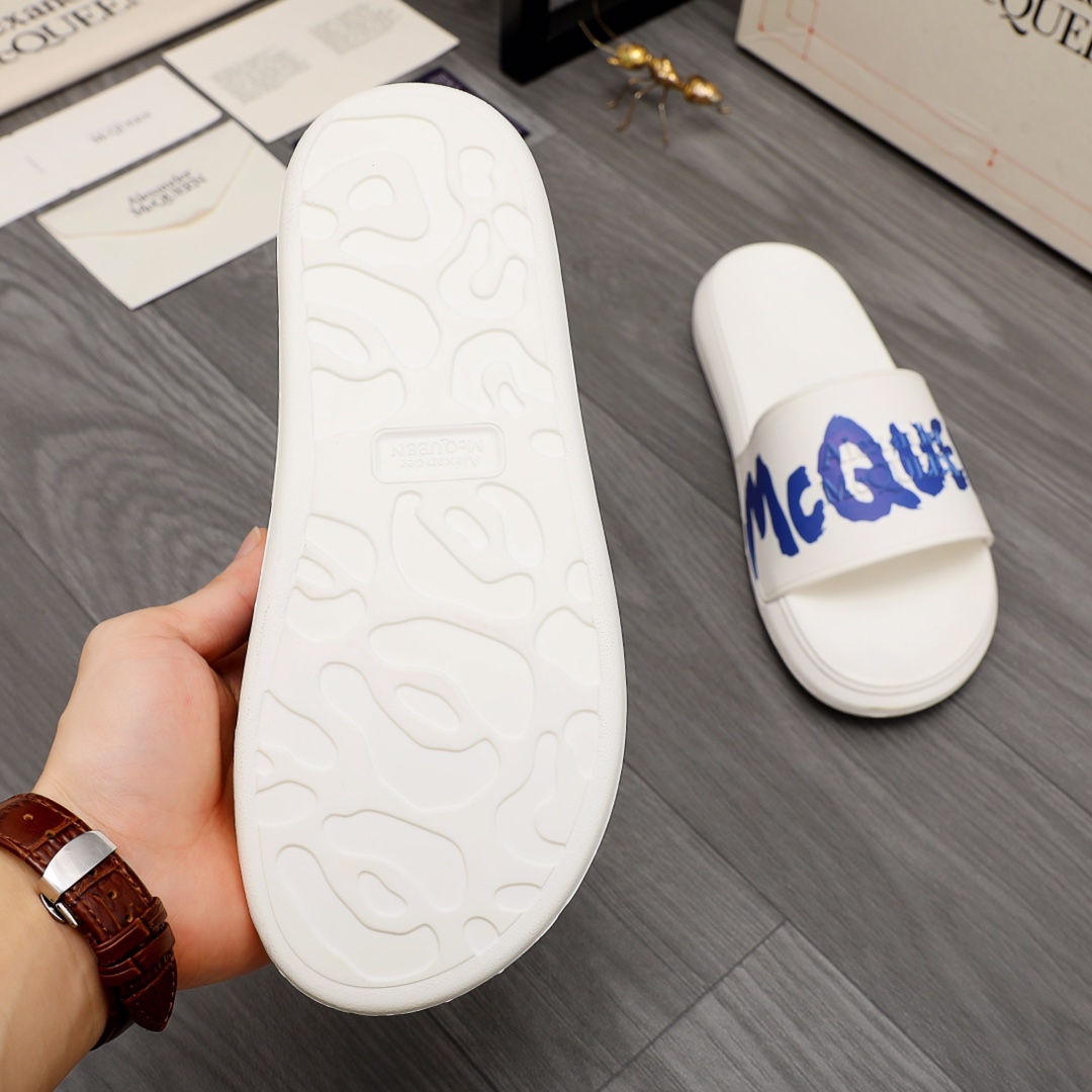 Alexander Mqueen Logo Slipper - FashionPlug