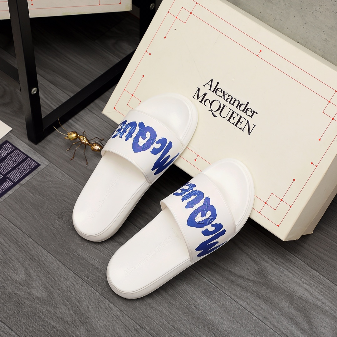 Alexander Mqueen Logo Slipper - FashionPlug