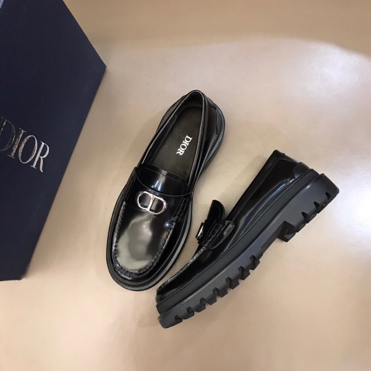 Dior  Explorer Loafer - FashionPlug