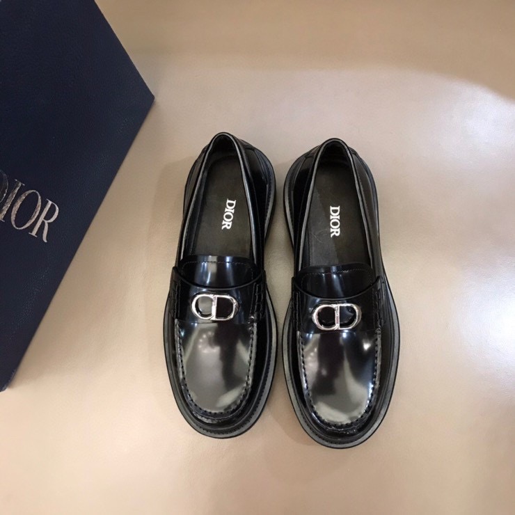 Dior  Explorer Loafer - FashionPlug