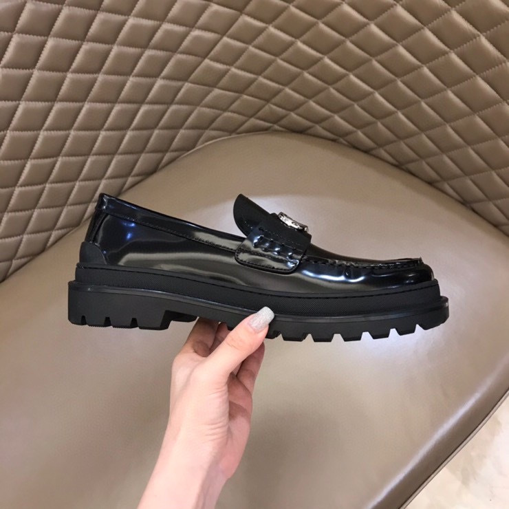 Dior  Explorer Loafer - FashionPlug