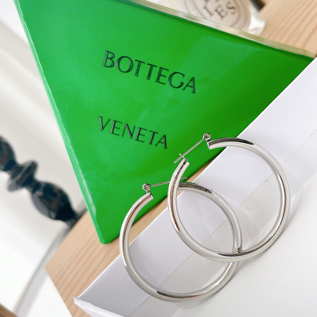 Bottega Veneta Earrings - FashionPlug