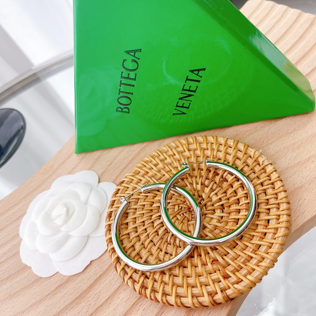 Bottega Veneta Earrings - FashionPlug