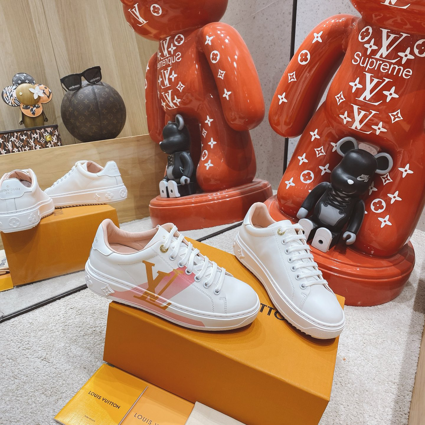 Louis Vuitton Logo Sneaker - FashionPlug