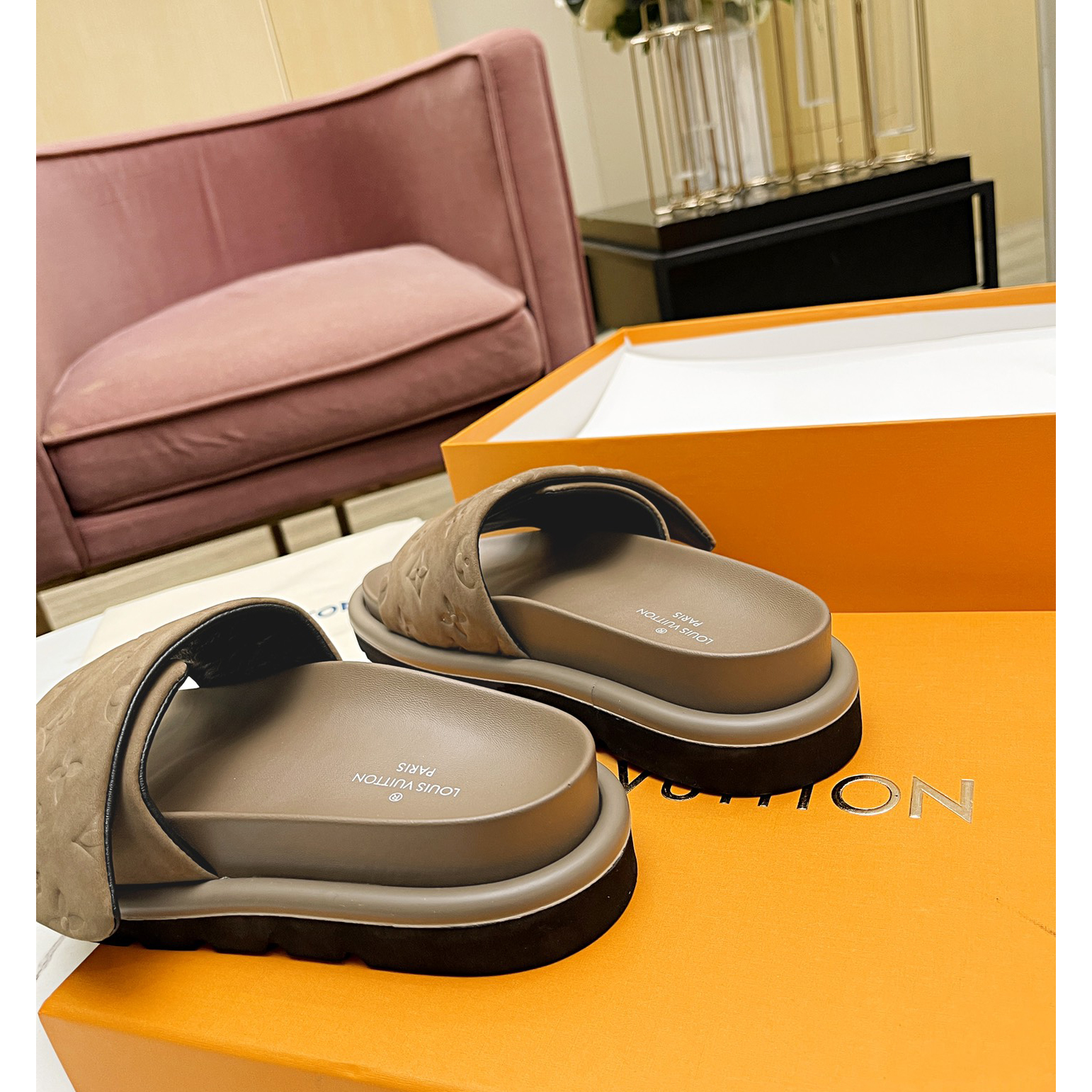 Louis Vuitton Pool Pillow Comfort Mules - FashionPlug