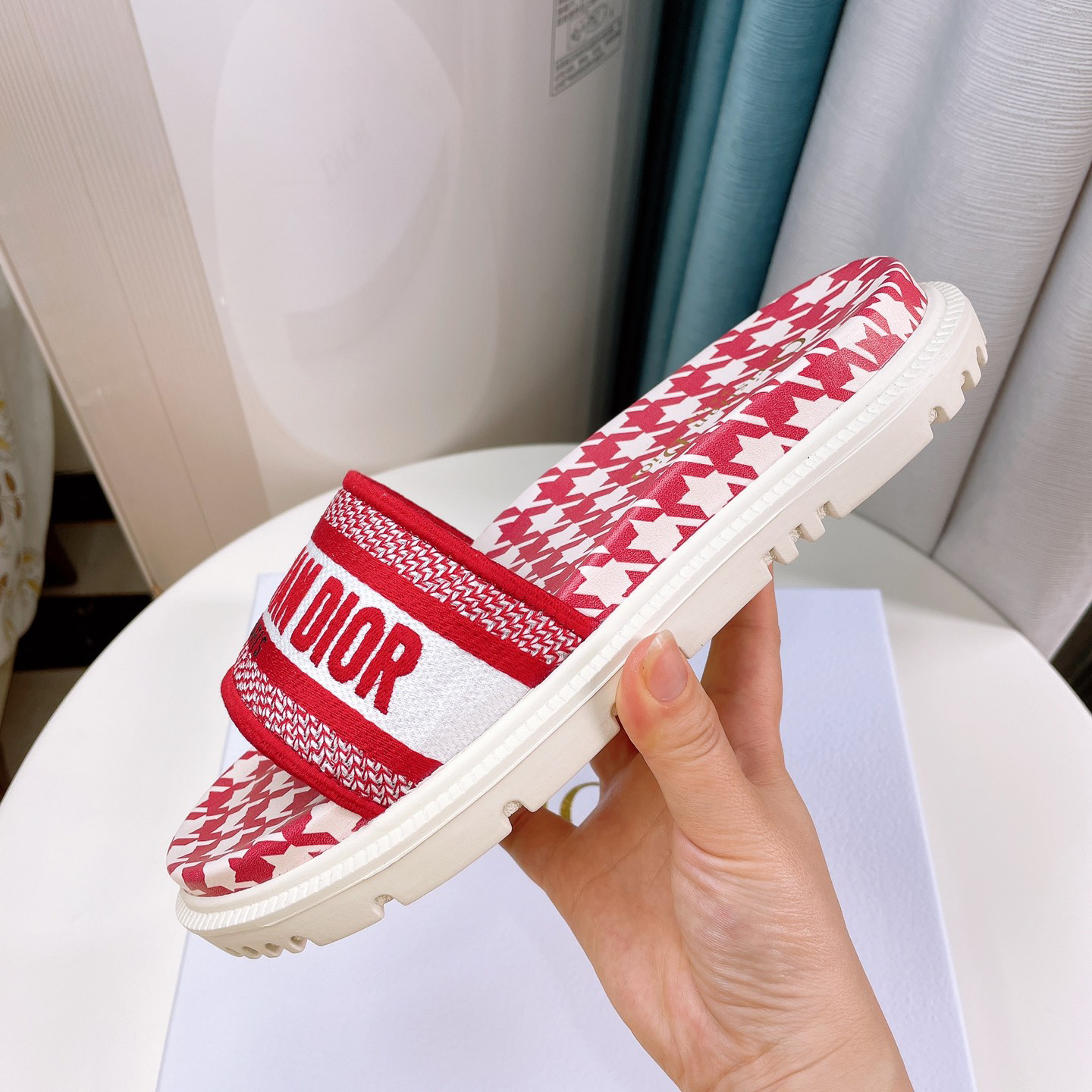 Dior Women Slide Sandals - FashionPlug