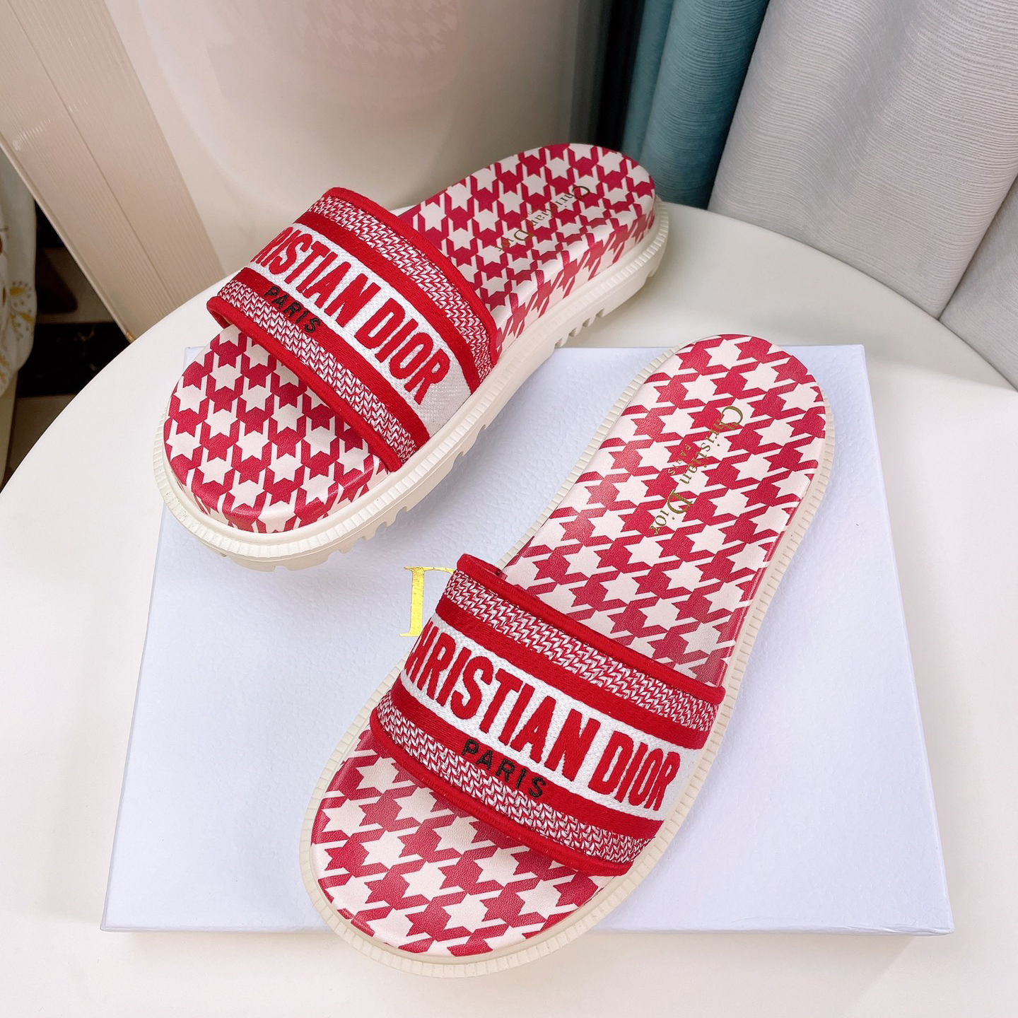 Dior Women Slide Sandals - FashionPlug