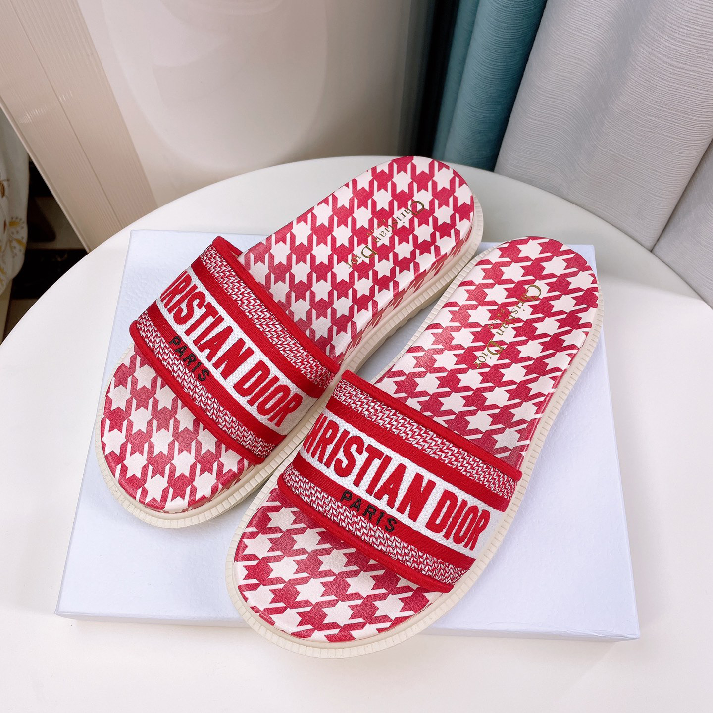 Dior Women Slide Sandals - FashionPlug