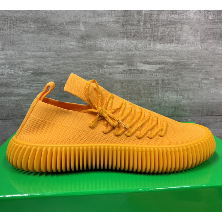 Bottega Veneta Ripple Sneakers - FashionPlug