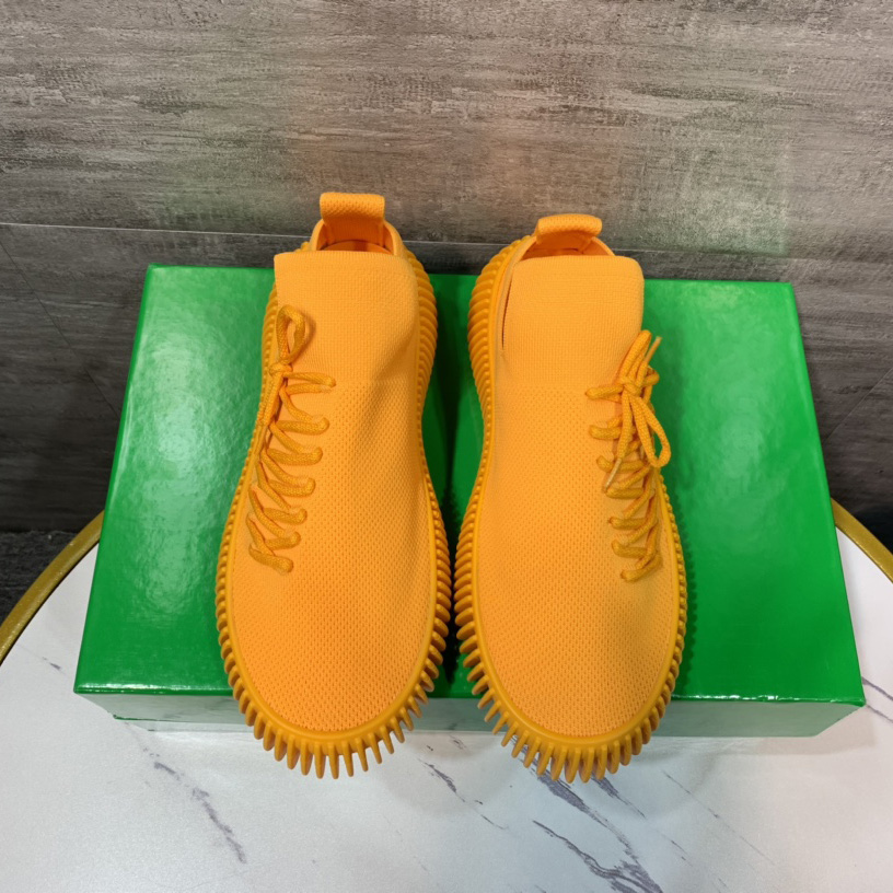 Bottega Veneta Ripple Sneakers - FashionPlug