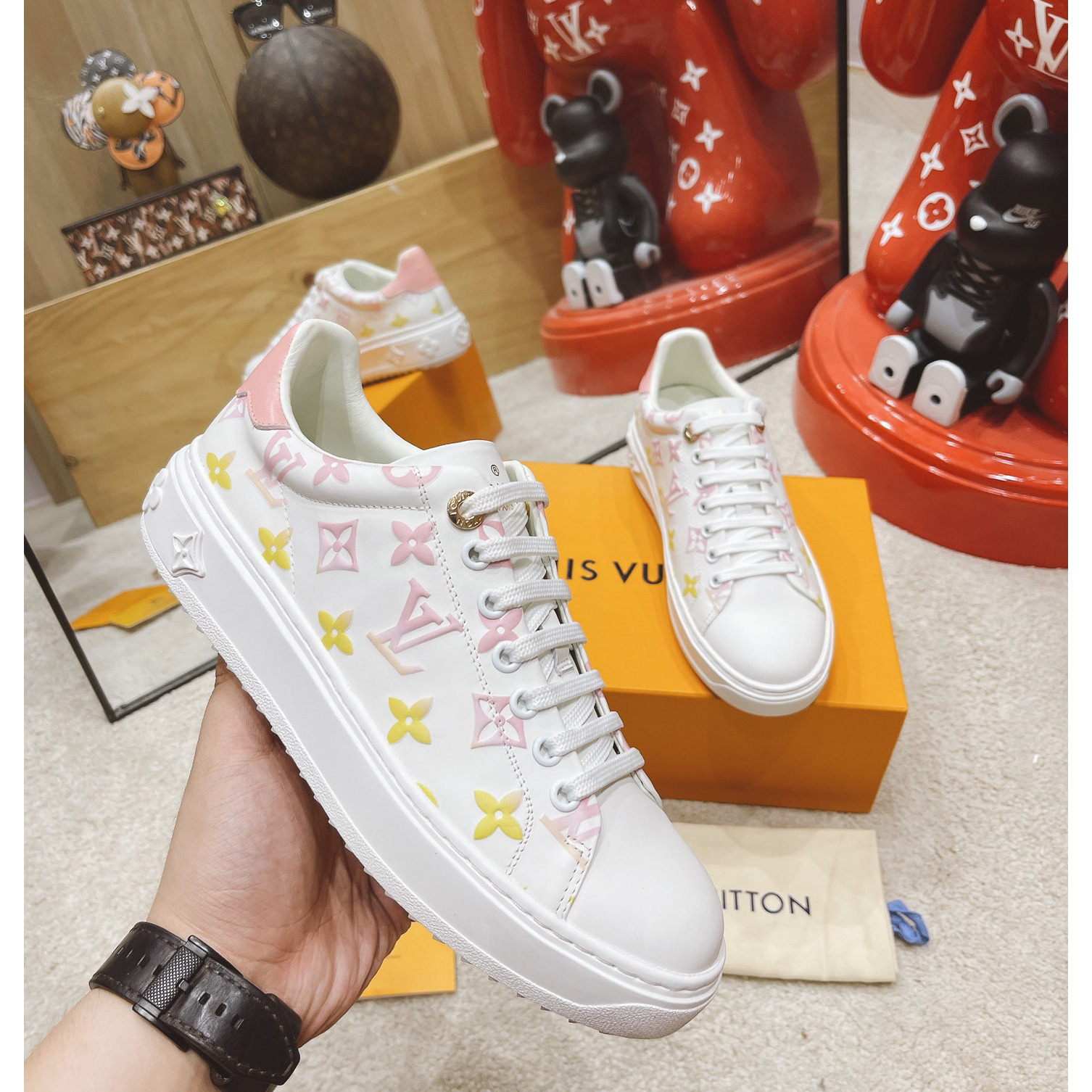 Louis Vuitton Monogram Sneaker - FashionPlug
