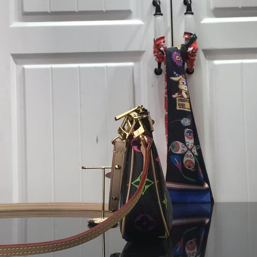 Louis Vuitton Monogram Shoulder Bag（21-13-3cm） - FashionPlug