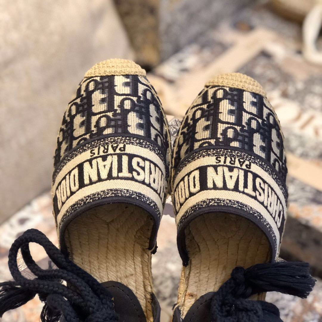 Dior Lace Up Loafers - FashionPlug