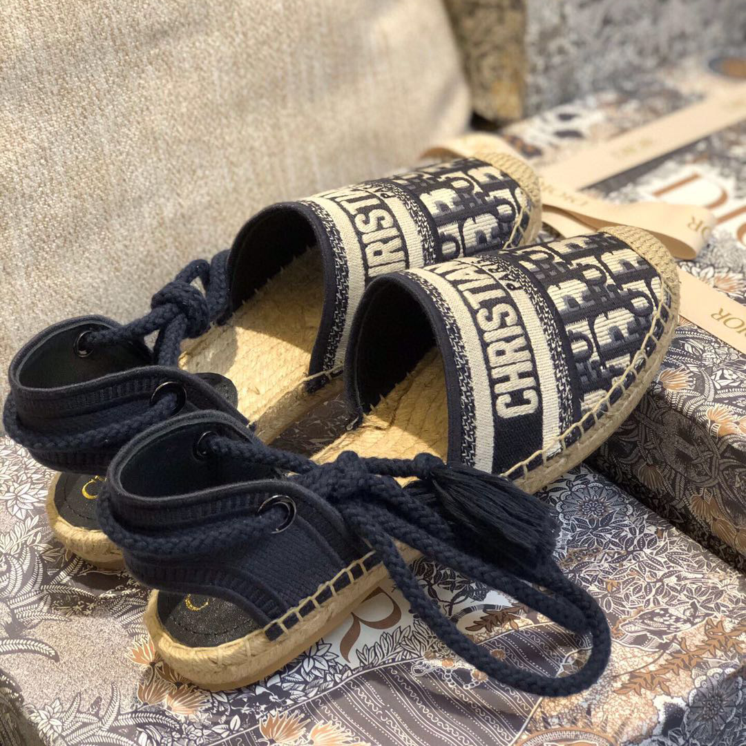 Dior Lace Up Loafers - FashionPlug