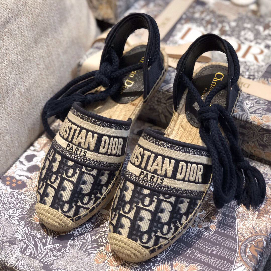 Dior Lace Up Loafers - FashionPlug