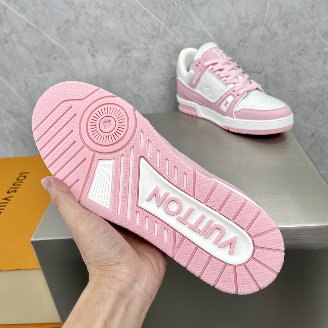 Louis Vuitton LV  Trainer Sneaker(Upon UK Size) - FashionPlug
