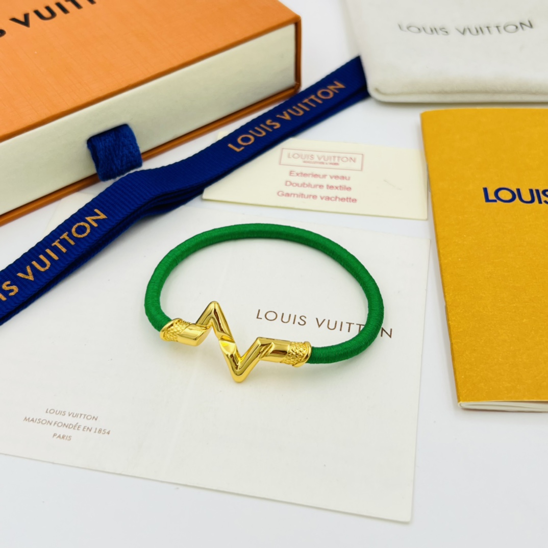 Louis Vuitton LV Volt Play 18K Bracelet - FashionPlug