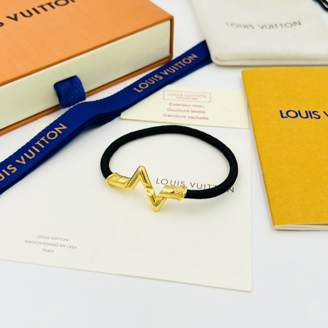 Louis Vuitton LV Volt Play 18K Bracelet - FashionPlug