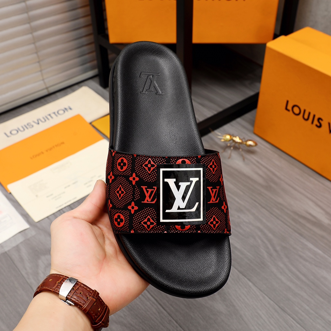 Louis Vuitton Monogram Slippers - FashionPlug