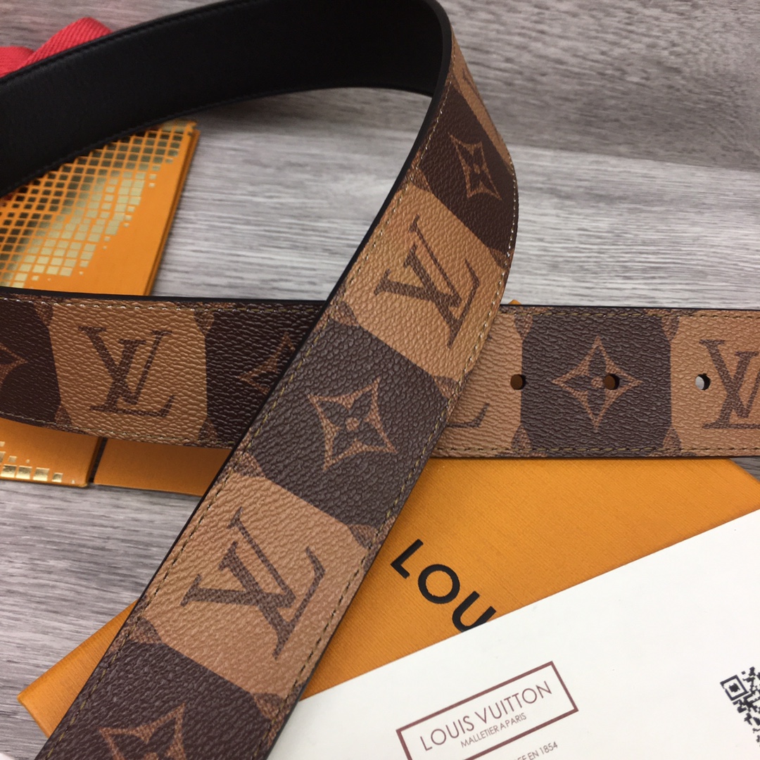 Louis Vuitton Squared LV 40mm Belt - FashionPlug