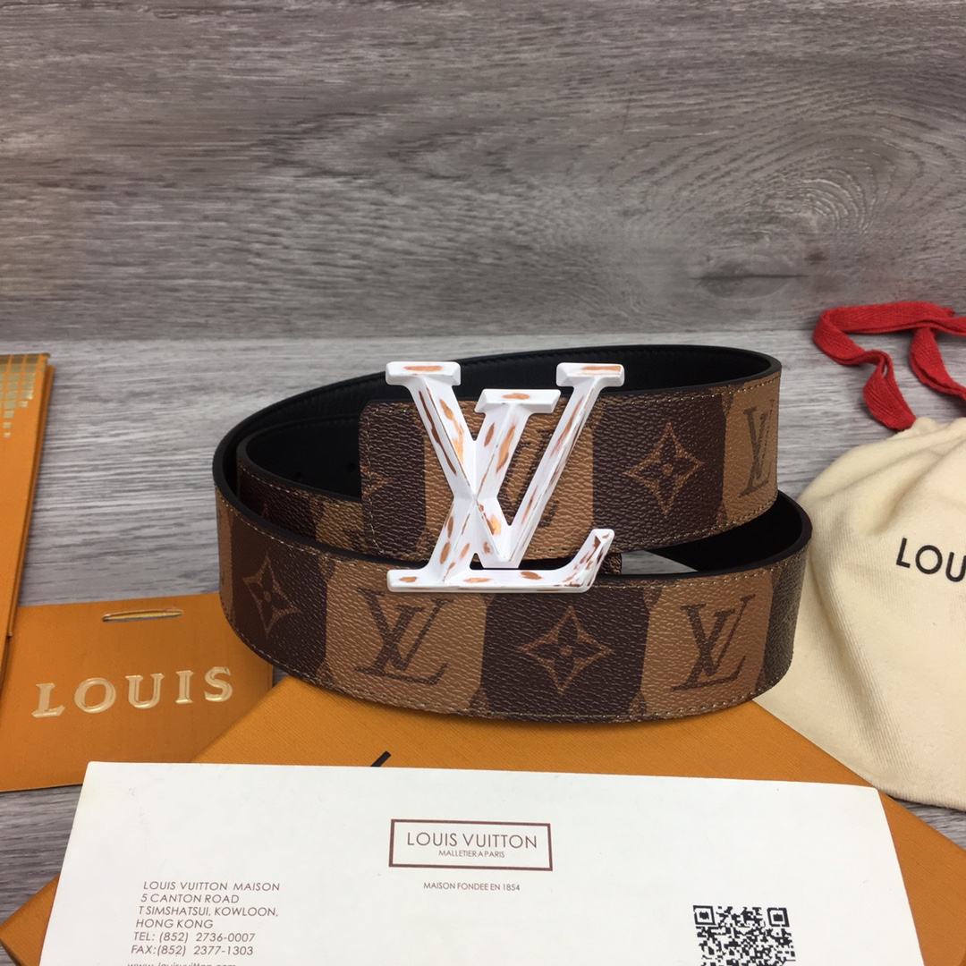 Louis Vuitton Squared LV 40mm Belt - FashionPlug