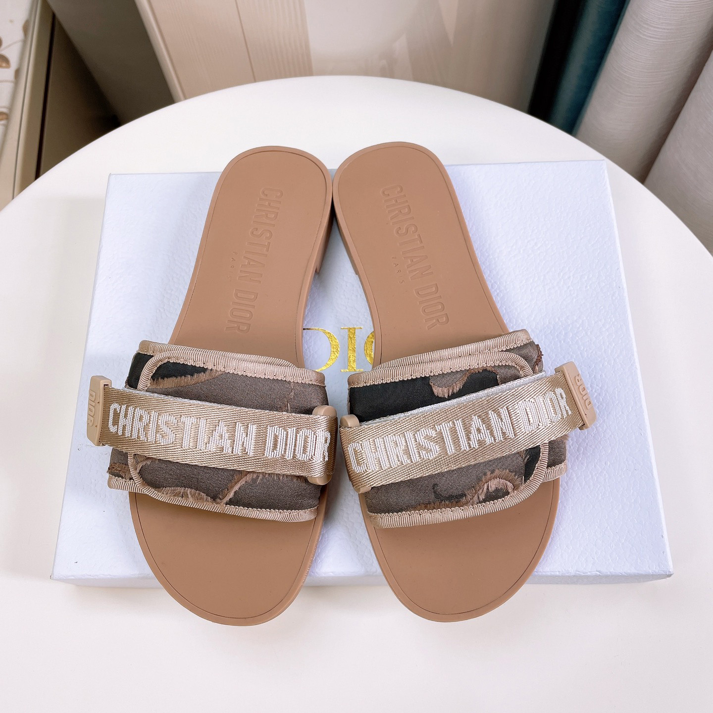Dior Women Slides - FashionPlug