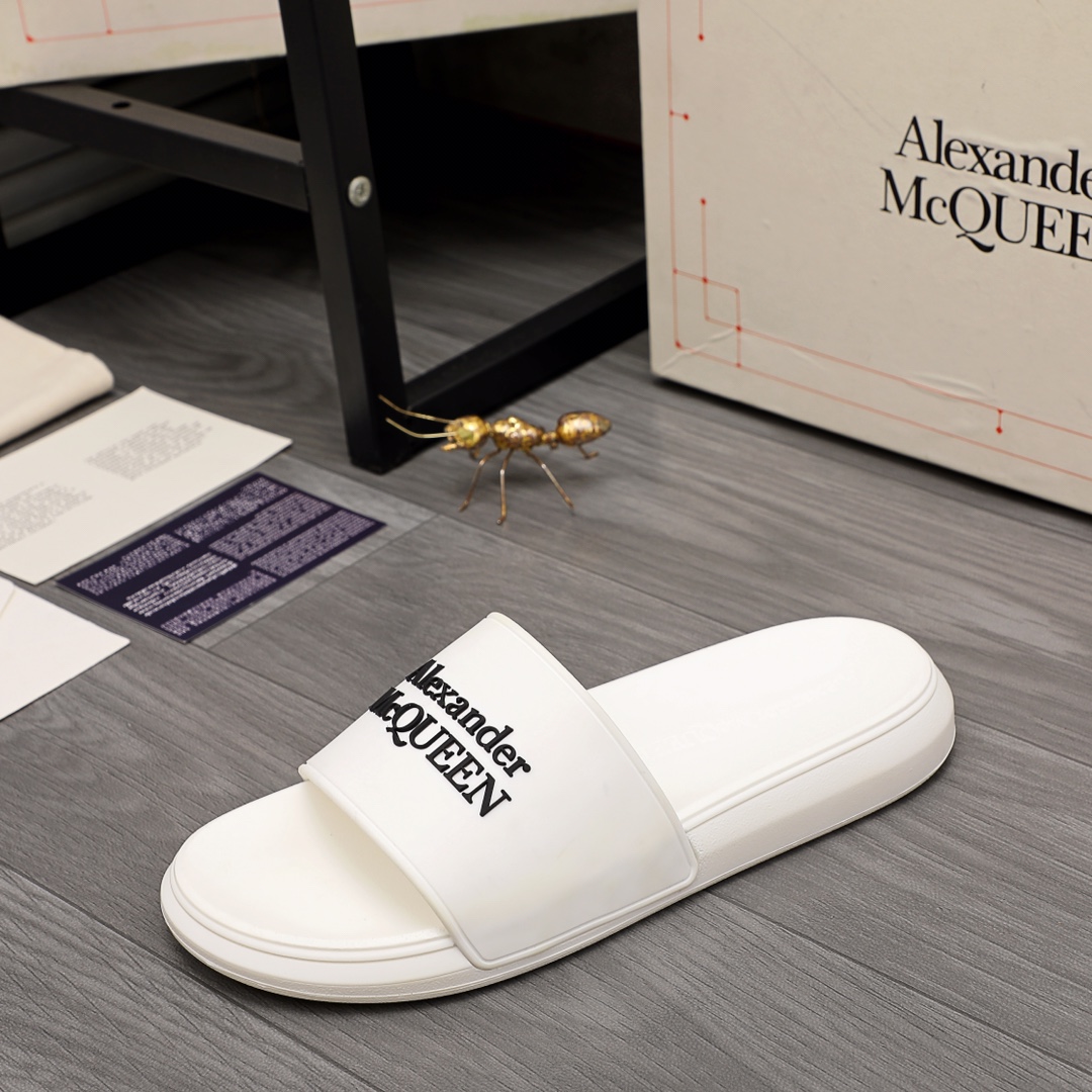 Alexander Mqueen Logo Slipper - FashionPlug