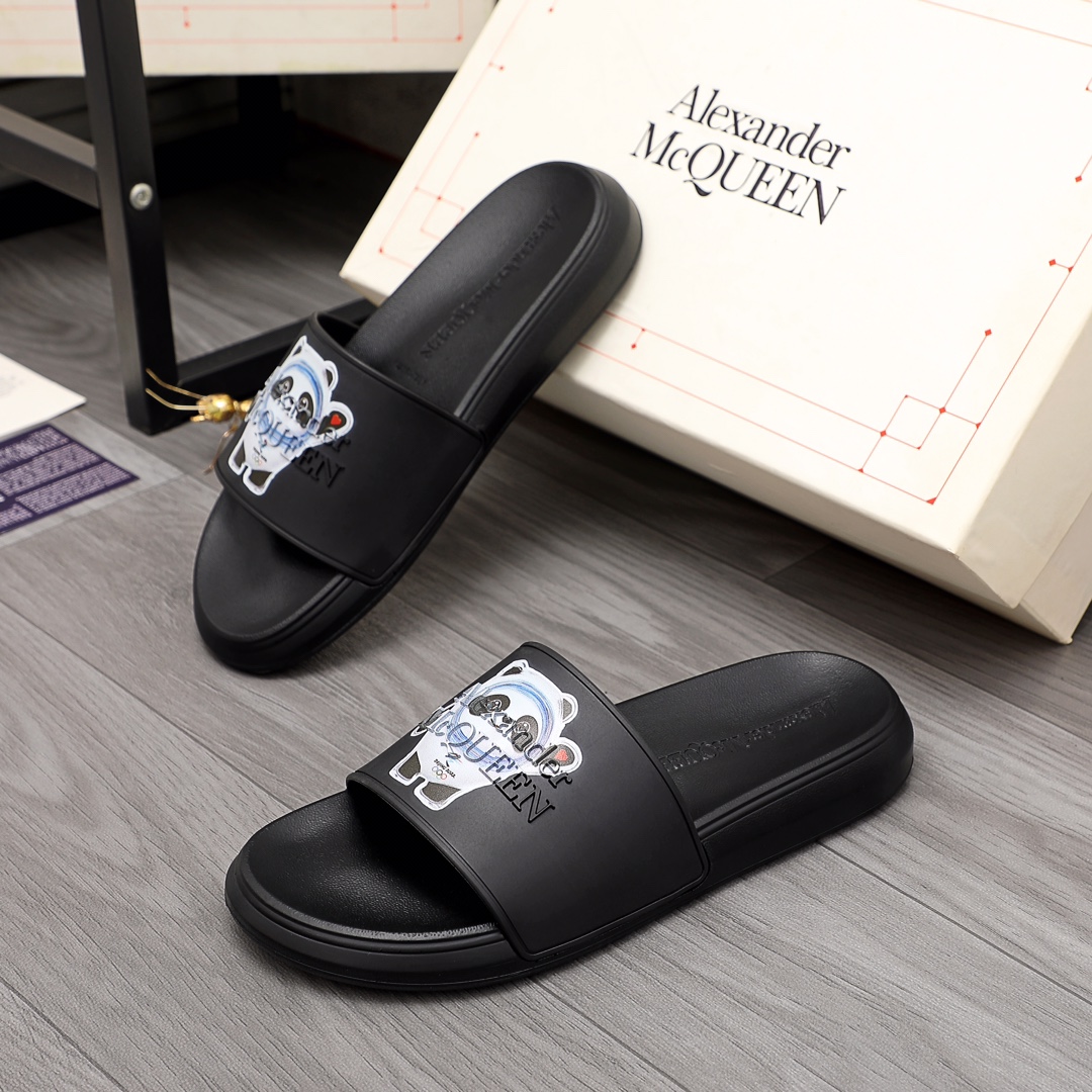 Alexander Mqueen Logo Slipper - FashionPlug