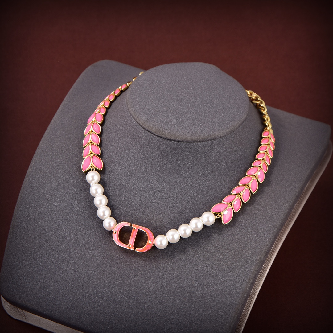 Dior 30 Montaigne Necklace - FashionPlug