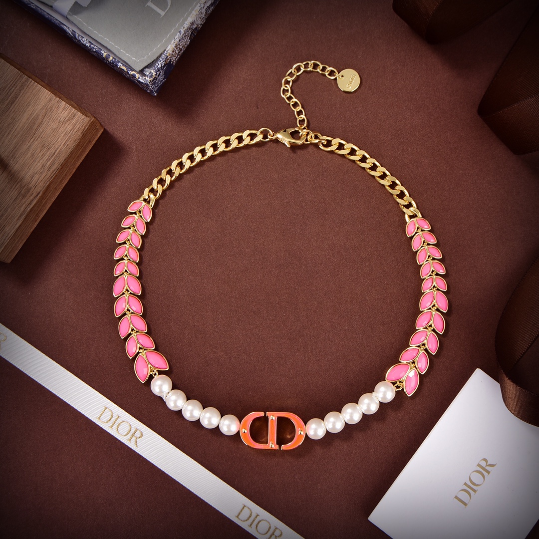 Dior 30 Montaigne Necklace - FashionPlug