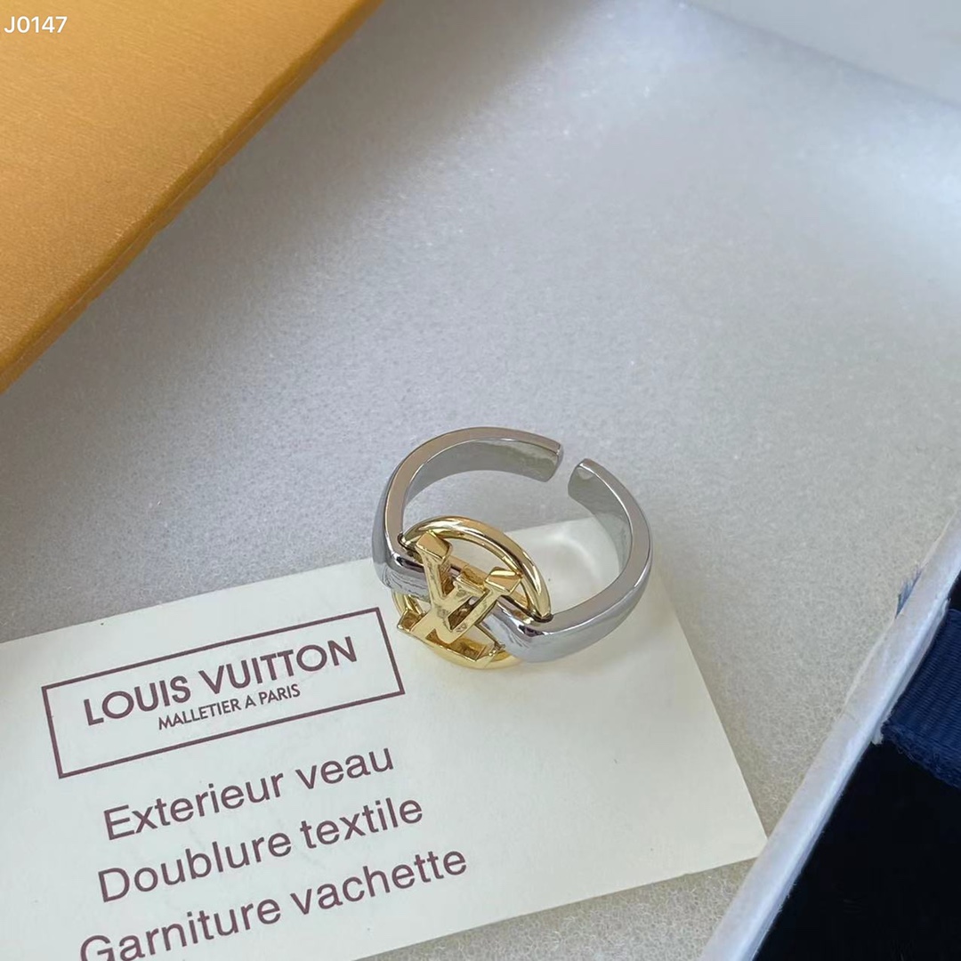 Louis Vuitton Adjustable Ring - FashionPlug